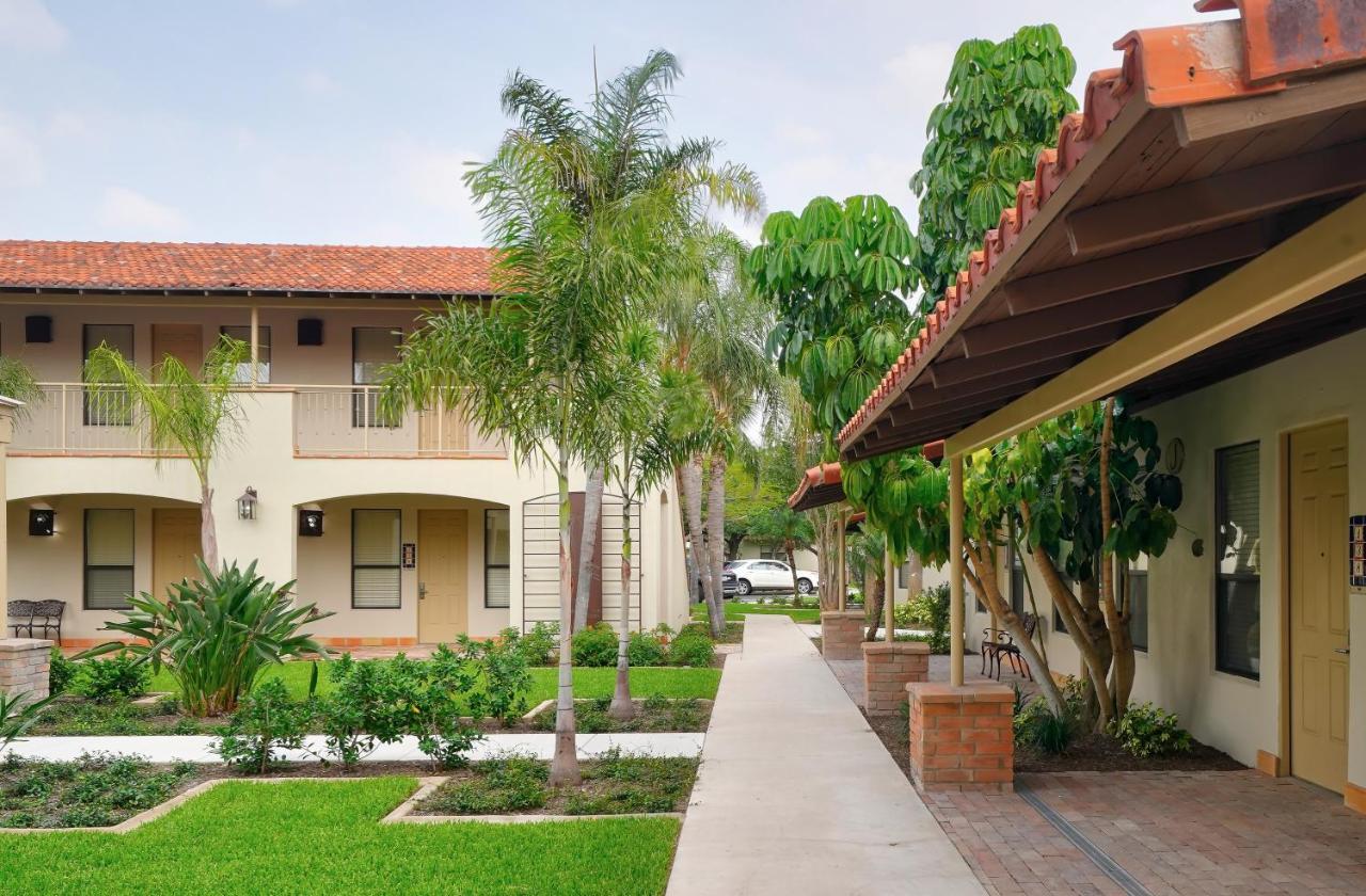 The Bungalows On Shary Mission Exterior photo